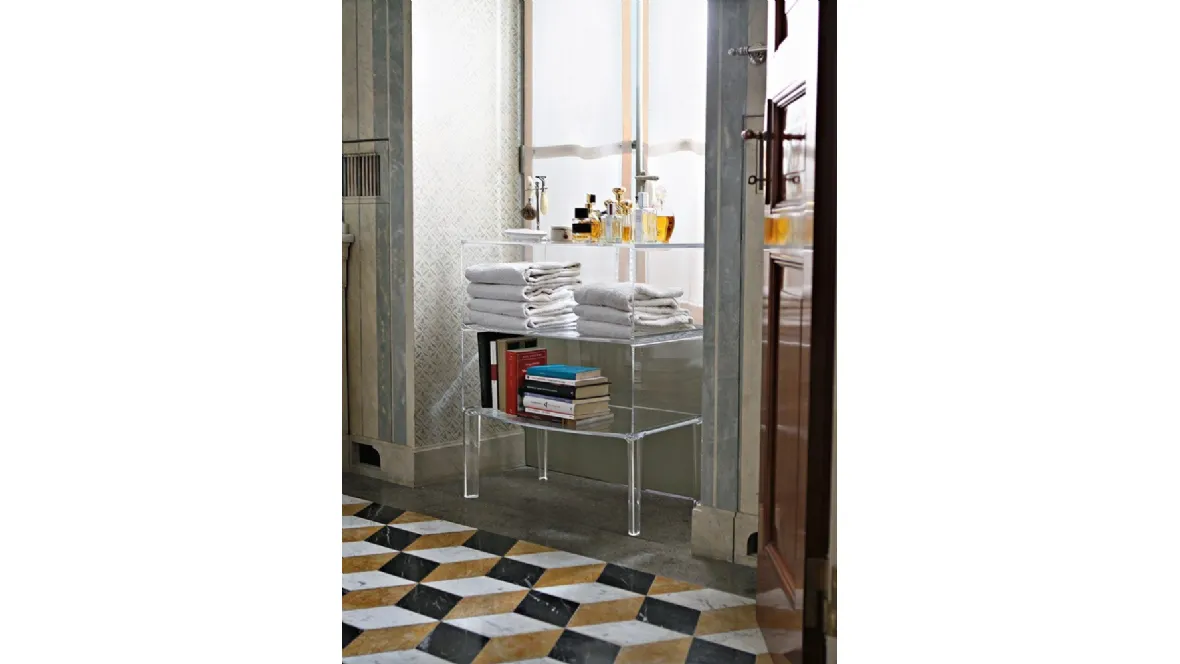 Mobile contenitore Ghost Buster in plexiglas trasparente di Kartell