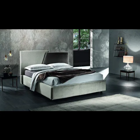 Letto Achille con testiera in tessuto trapuntato e imbottito di MaxHome