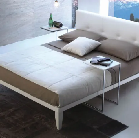 Letto con testiera in ecopelle capitonné Ale di Ergogreen