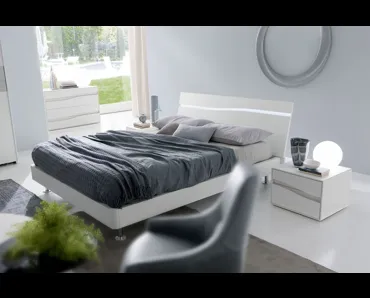 Letto con testiera con luce a led in finitura bianco poro aperto Infinity Onda di S75