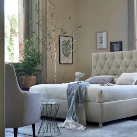 Letto in pelle con testtiera trapuntata lavorazione capitonné Josephine di Ergogreen