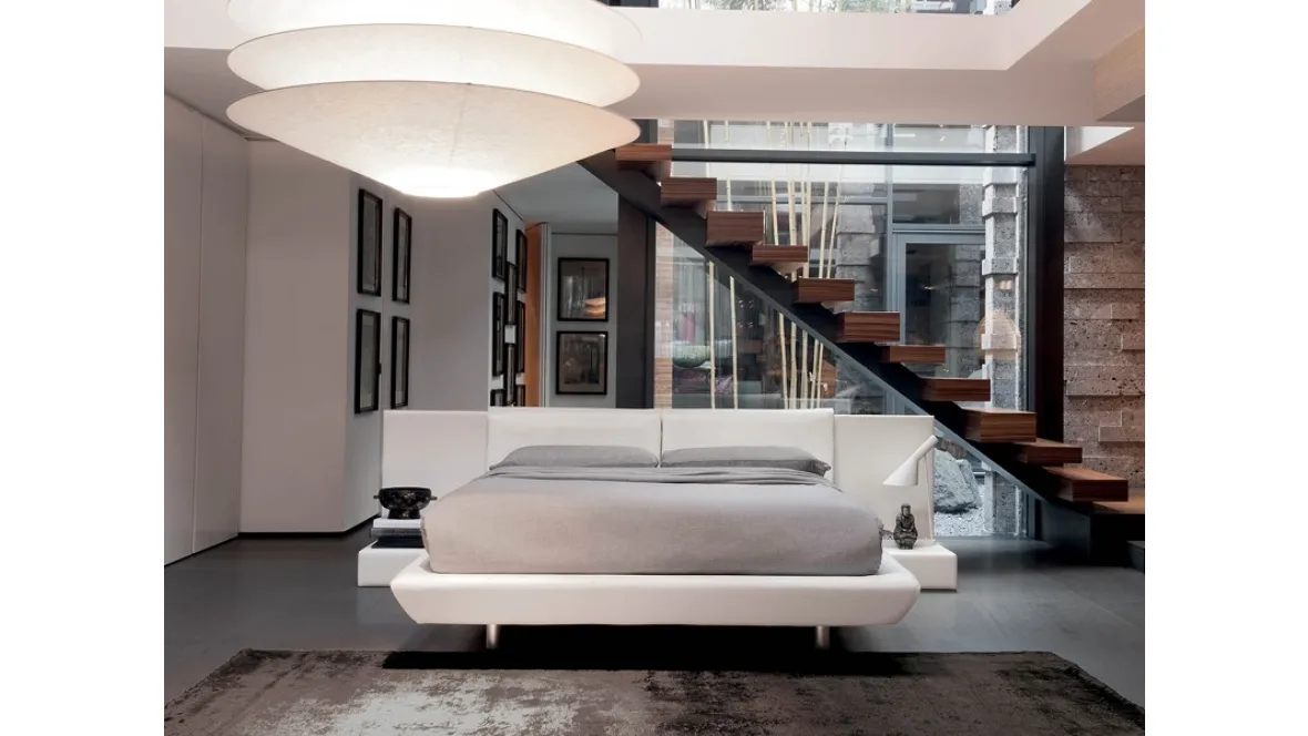 Letto con testiera Kube di Rigosalotti