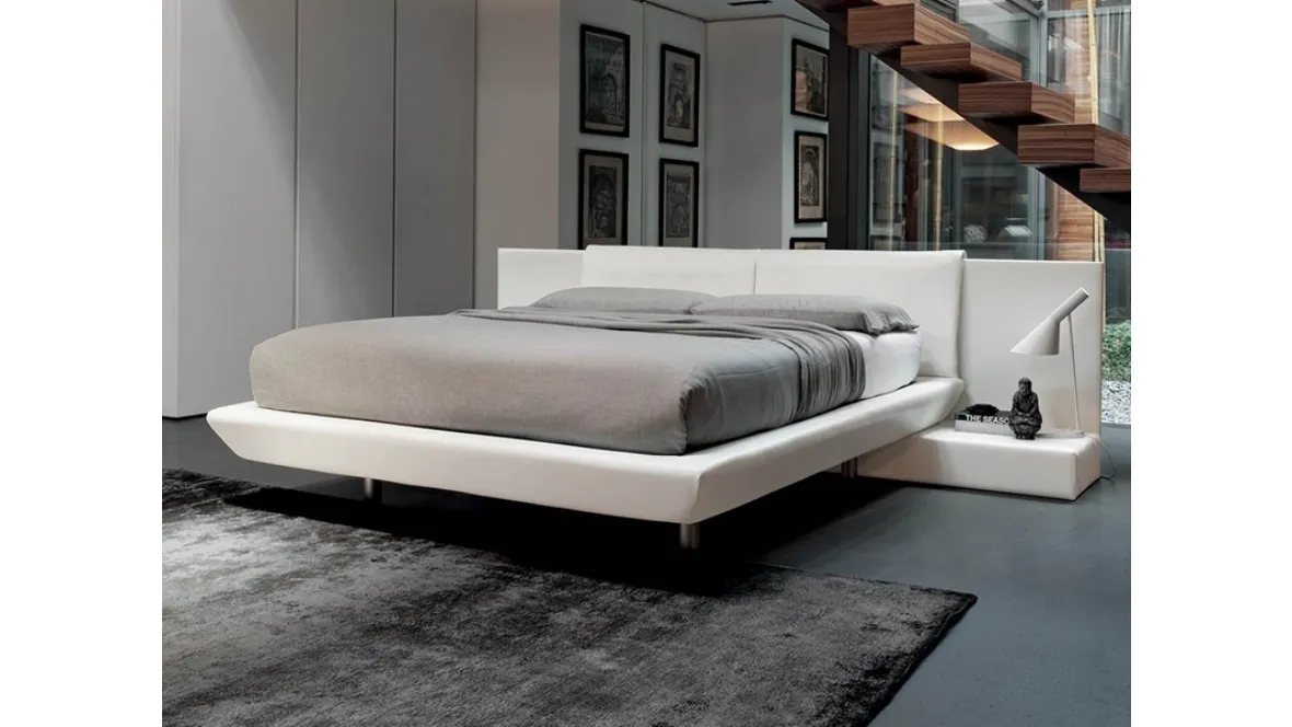 Letto con testiera Kube di Rigosalotti