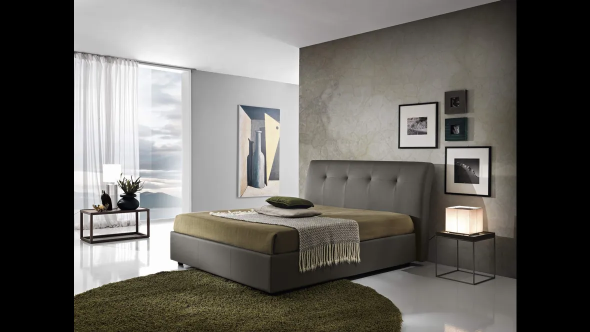 Letto in tessuto con testiera trapuntata Barret di MaxHome