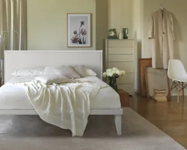 Letto con testiera imbottita in tessuto e rete in legno Smart Ergogreen