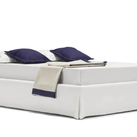 Letto matrimoniale in tessuto Sommier di Novaluna