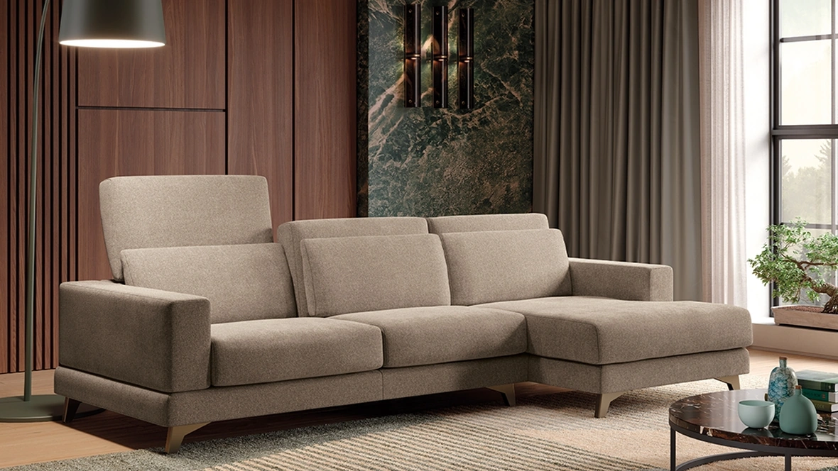 Divano con penisola Lift di Rigosalotti