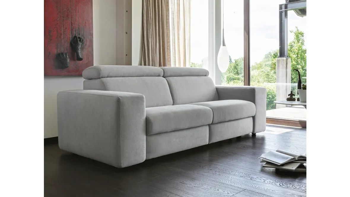 Divano relax lineare in tessuto imbottito Extendo di Rigosalotti