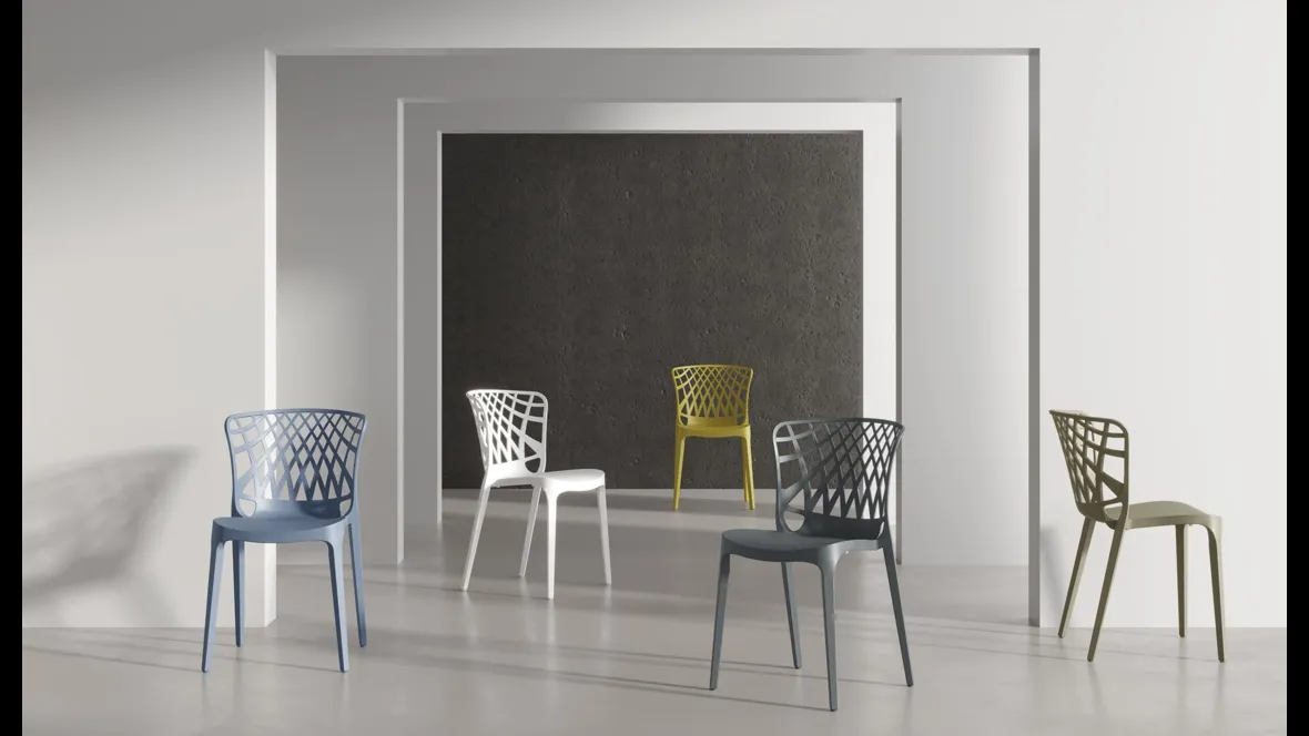 Sedia impilabile in polipropilene Mabel di MaxHome