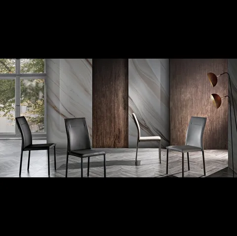 Sedia Amis in ecopelle di MaxHome