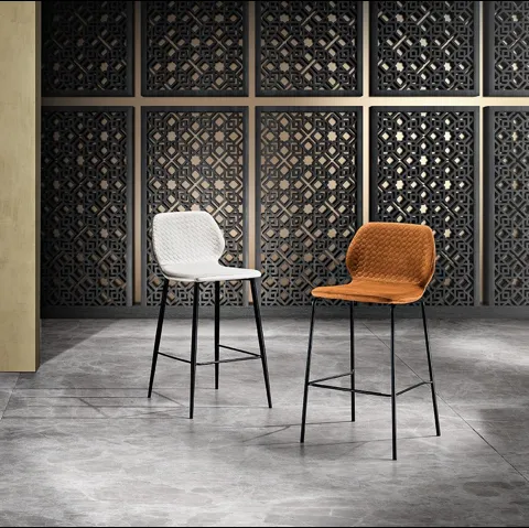 Sgabello Dandy in tessuto Trapuntato di MaxHome