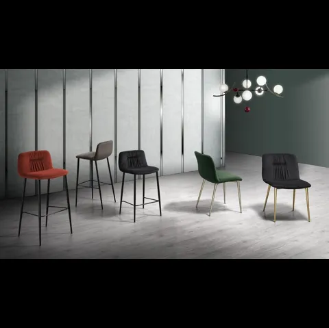 Sgabello Nataly in tessuto di MaxHome