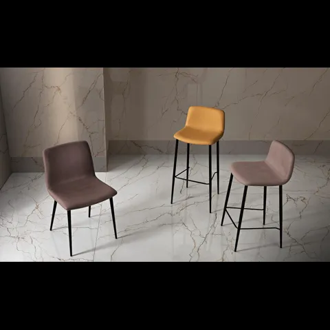 Sgabello Rebecca in ecopelle di MaxHome