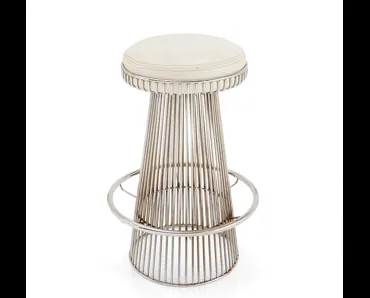 Sgabello Faro in metallo con seduta in pelle di Sigerico