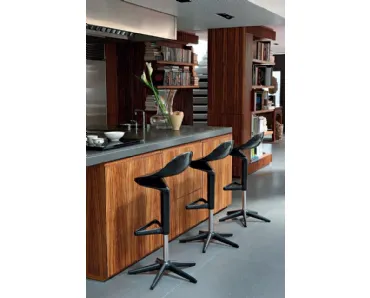 Sgabello Spoon Stool in polipropilene Nero di Kartell