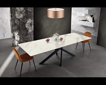 Tavolo allungabile in vetroceramica Blair Statuario Venato Bianco di MaxHome