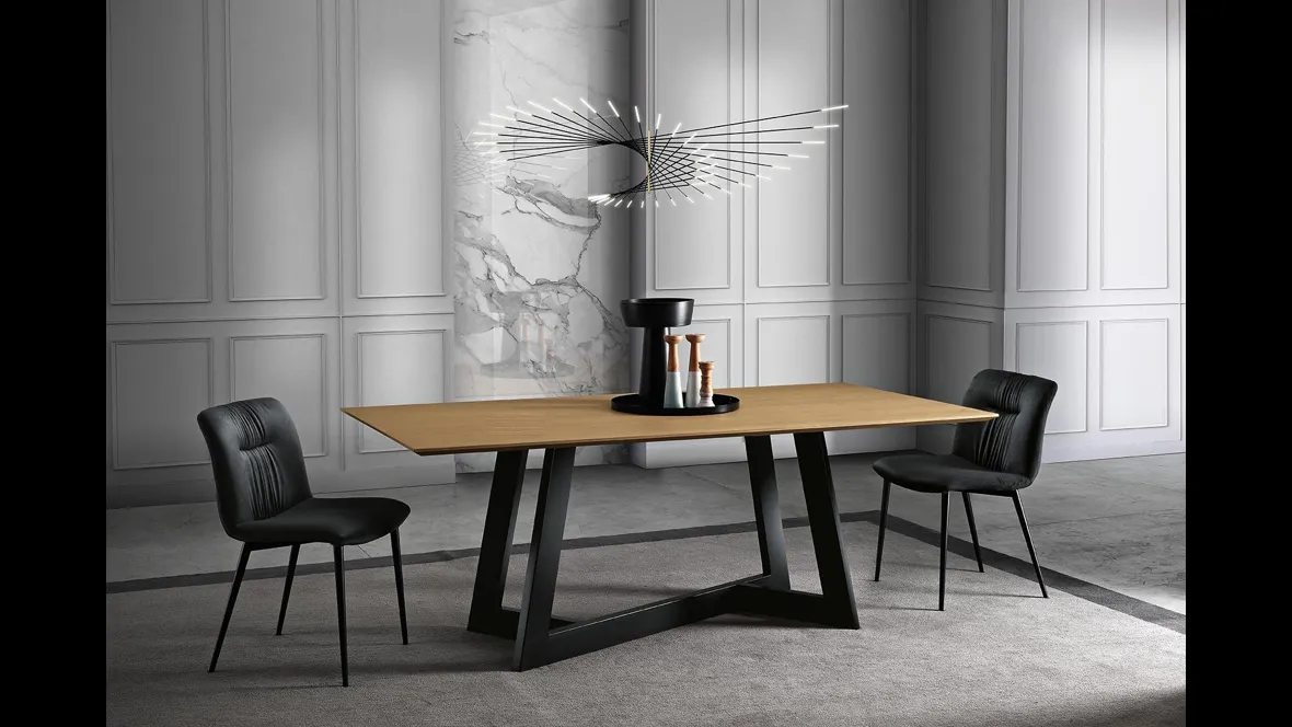Tavolo Eddy di MaxHome