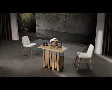 Tavolo Urban in vetro trasparente con basamento in Frassino Natura di MaxHome