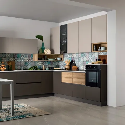 Cucina Moderna in laccato opaco ad angolo Easy 025 di Ar-due