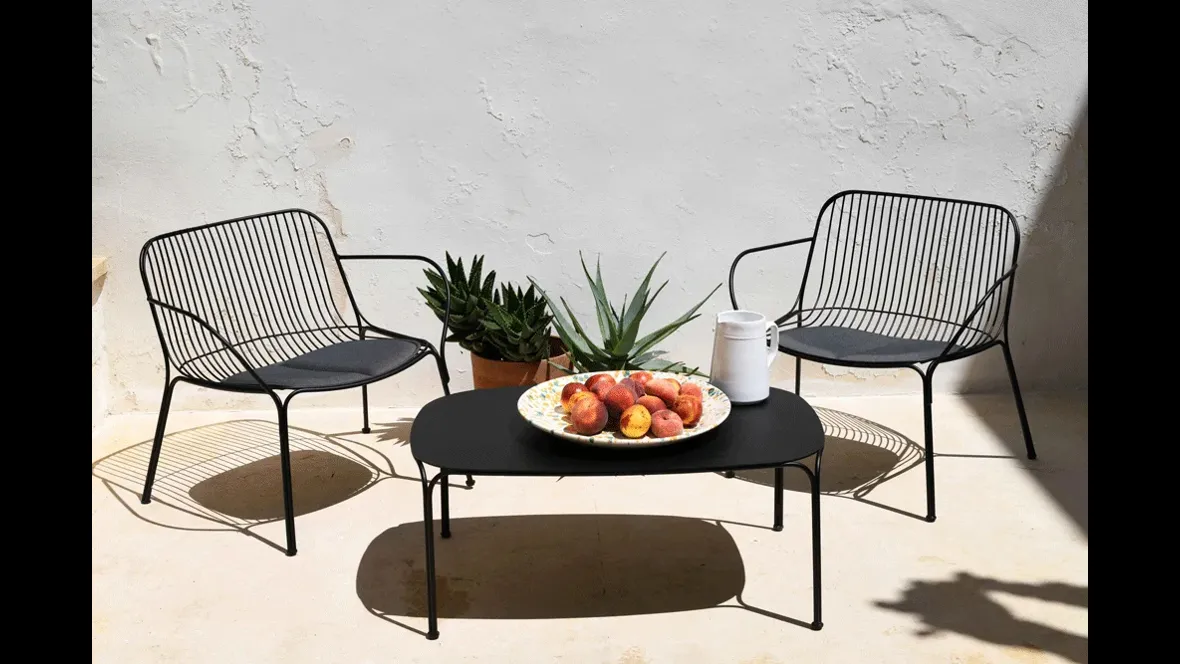 Tavolino e Poltroncine Hiray di Kartell